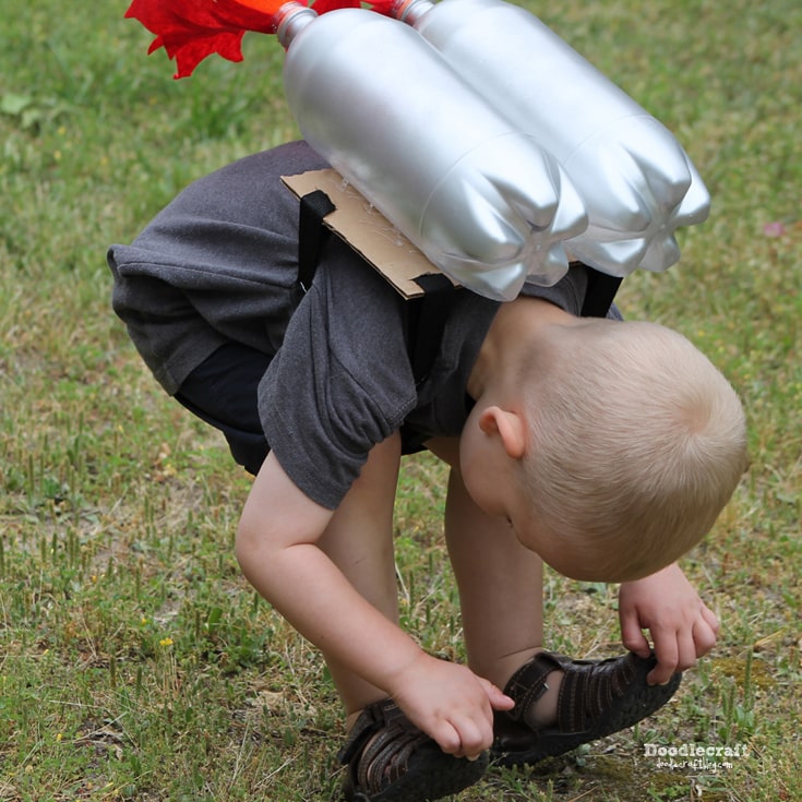 Super Sci-Fi Rocket Fueled Jet Pack--Upcycled Craft DIY