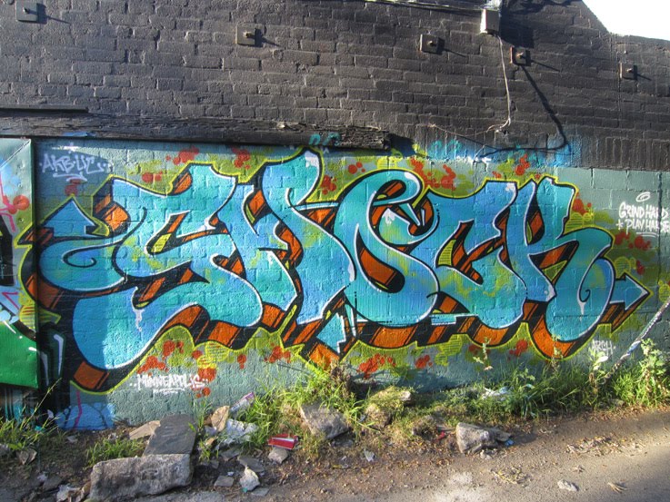 MELROSEandFAIRFAX: Plant Trees, Do Graffiti