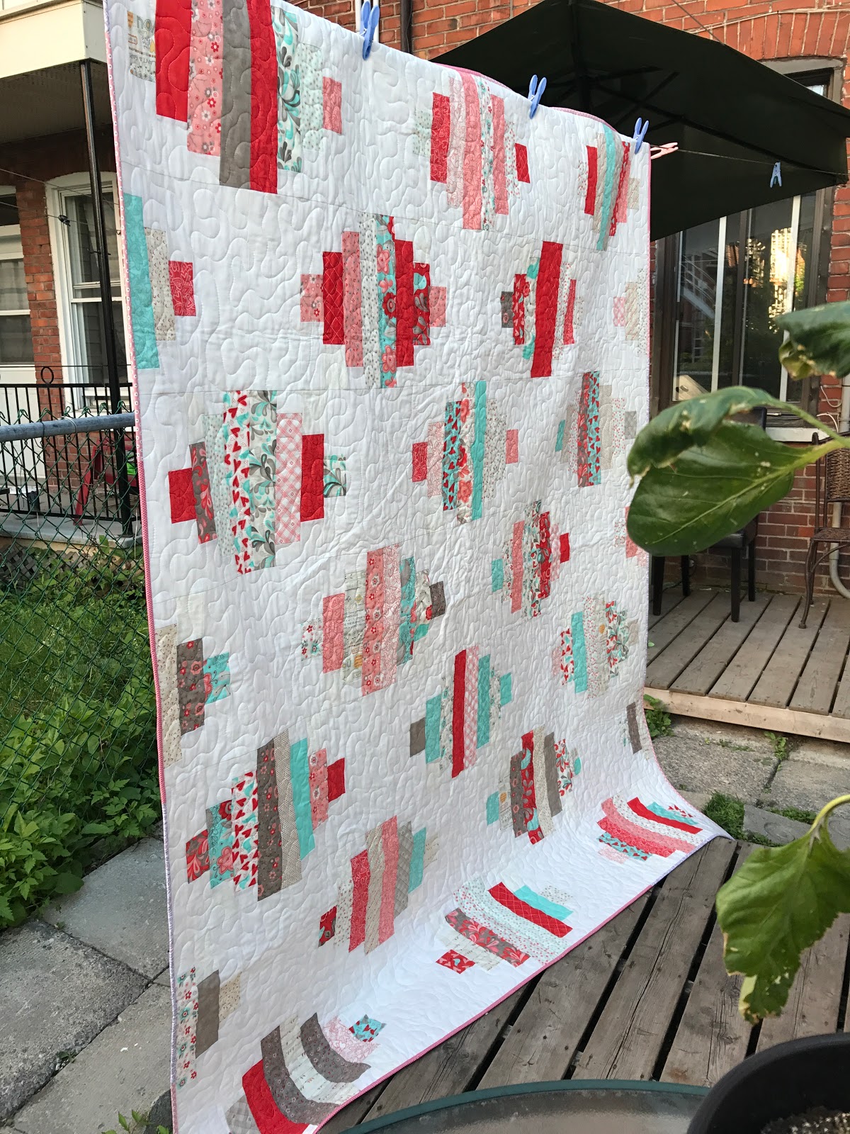 Dizzy Quilts: Jelly Lanterns Finish