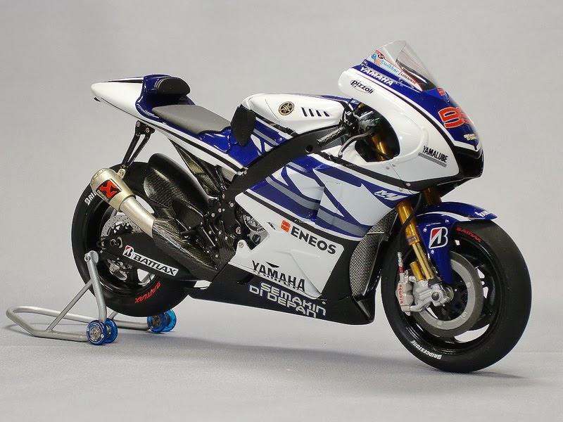 yzr m1 2012