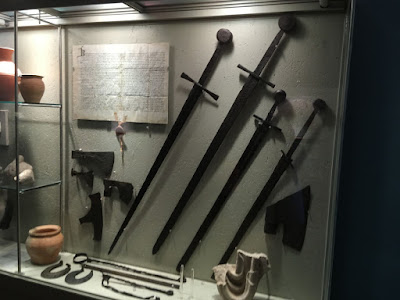 Muzeum historii Castle of Eger, ekspozycja, mieczy,
