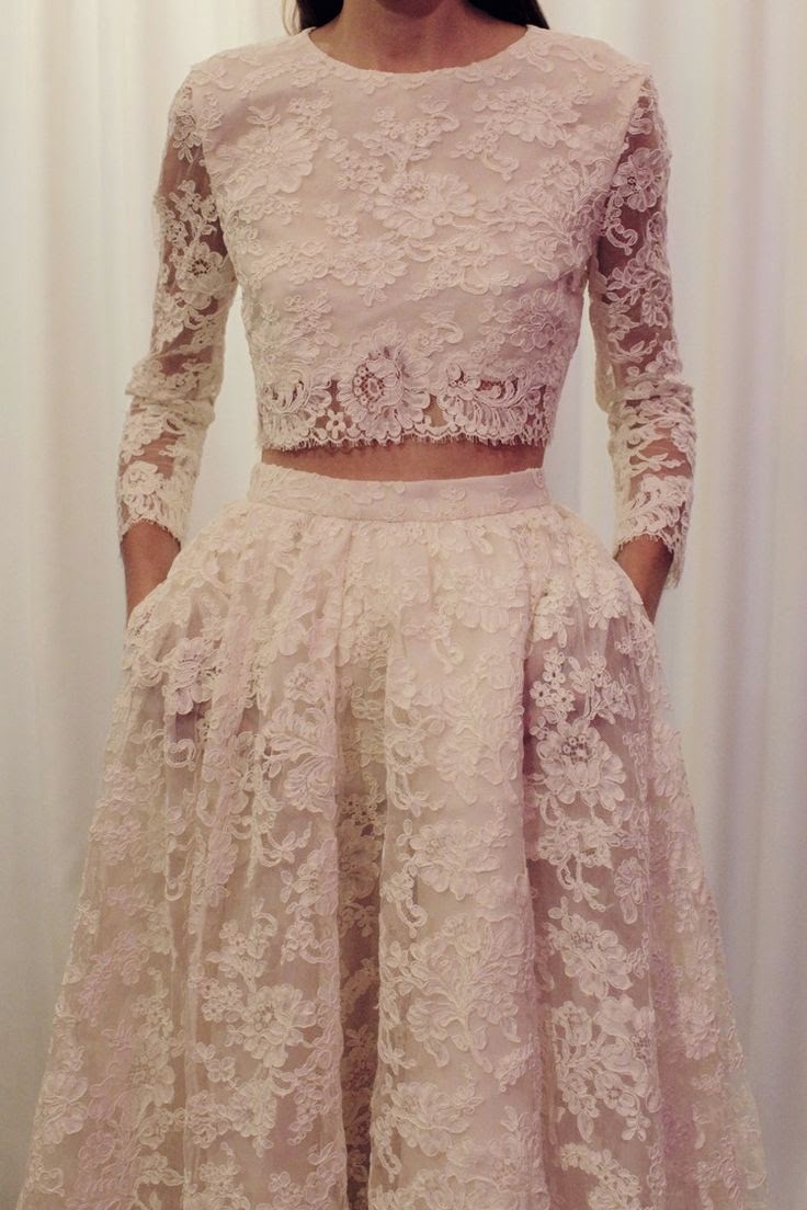 This Lace Mini Blouse And Lace Long Skirt Simple And Cute Outfit ...