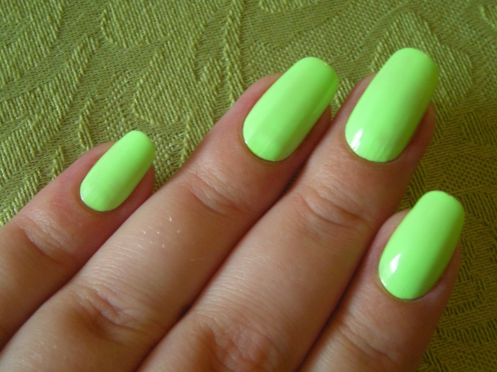 polish cart: neon pastel green