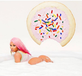 320px x 298px - Nicki Minaj is promoting her new single with her bumbum out of a bubble  bath | 9japotal blog's