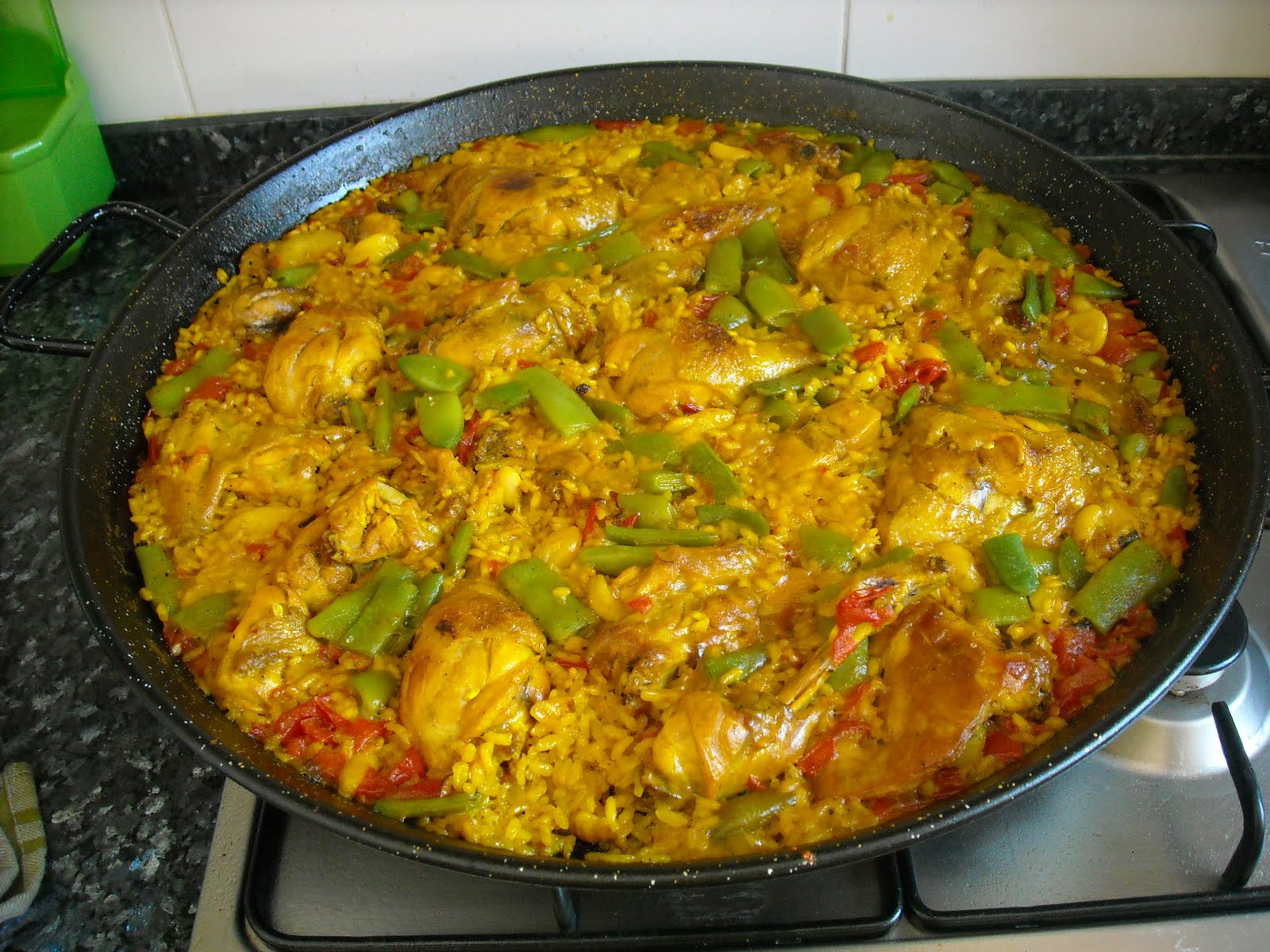 Not Hemingway&amp;#39;s Spain: Paella Valenciana: The Good, The Bad, and the Ugly