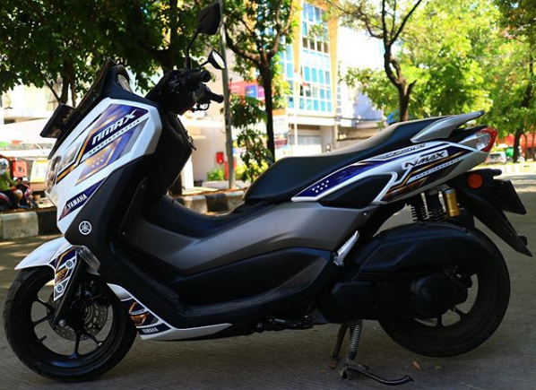 Modifikasi Nmax 155 Warna Putih Polos, Metalik, Mutiara, Doff, Original