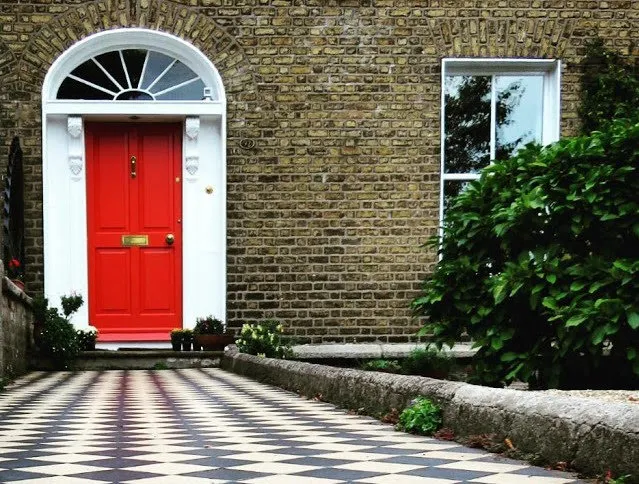 One Day Dublin Itineraries for photographers: the Georgian doors of Dublin