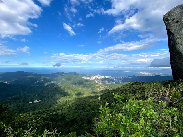 Balneário Camboriú, Praia de Laranjeiras e Trilha Pico da Pedra em Santa Catarina