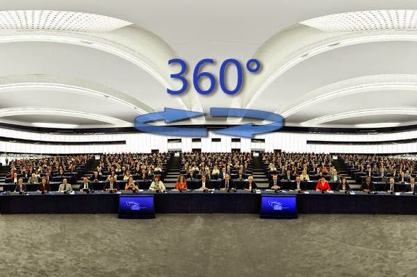 Πανοραμική φωτογραφία 360 μοιρών της σύνθεσης του ΕΚ στην αίθουσα της ολομέλειας του Στρασβούργου