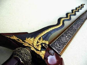Hasil gambar untuk Keris Nagasasra dan Keris Sabuk Inten
