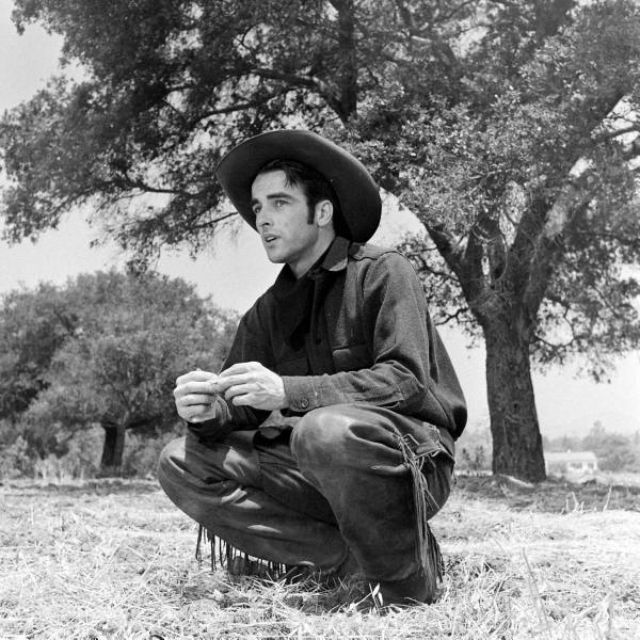 Handsome Portrait Photos of Montgomery Clift During the Filming of ‘Red River’ (1948) Vintage
