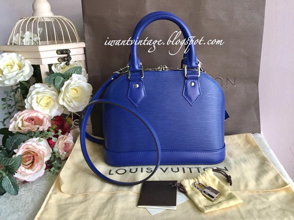 I Want Vintage | Vintage Designer Handbags: Louis Vuitton (M42049) Alma BB Epi-Blueberry