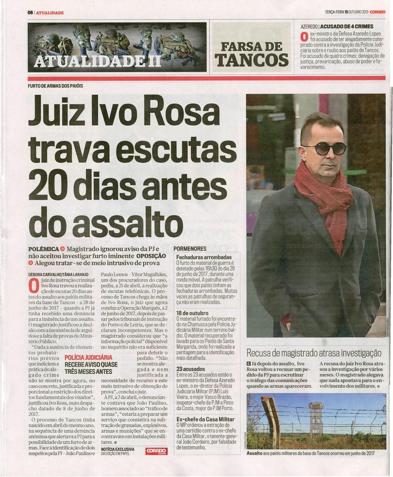 Imagem de um árbitro olhando para a tela do VAR