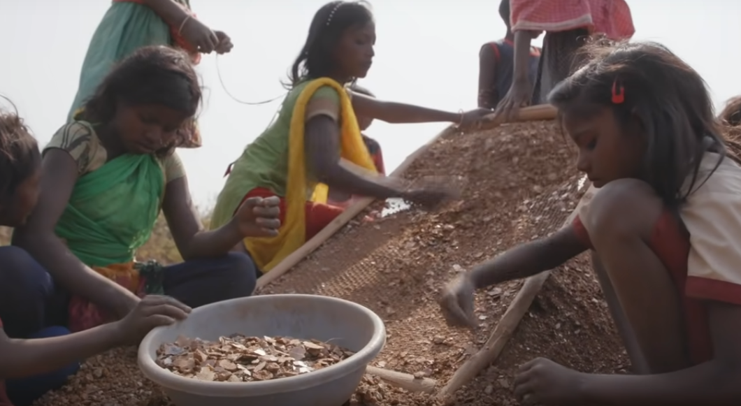 Blood Mica: Deaths of child workers in India's mica 'ghost' mines covered  up to keep industry alive