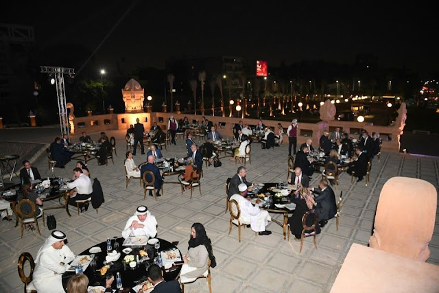 41 سفيرا من دول العالم يزورون قصر البارون امبان ويحضرون حفل عشاء بالحديقة على انغام الموسيقى