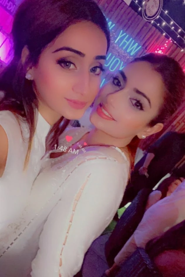 Aiman Khan and Muneeb Butt Pictures from Hanish Qureshi's Iftar Party
