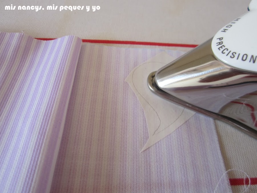 mis nancys, mis peques y yo, tutorial aplique en camiseta, birds in love, planchar flixelina a tela