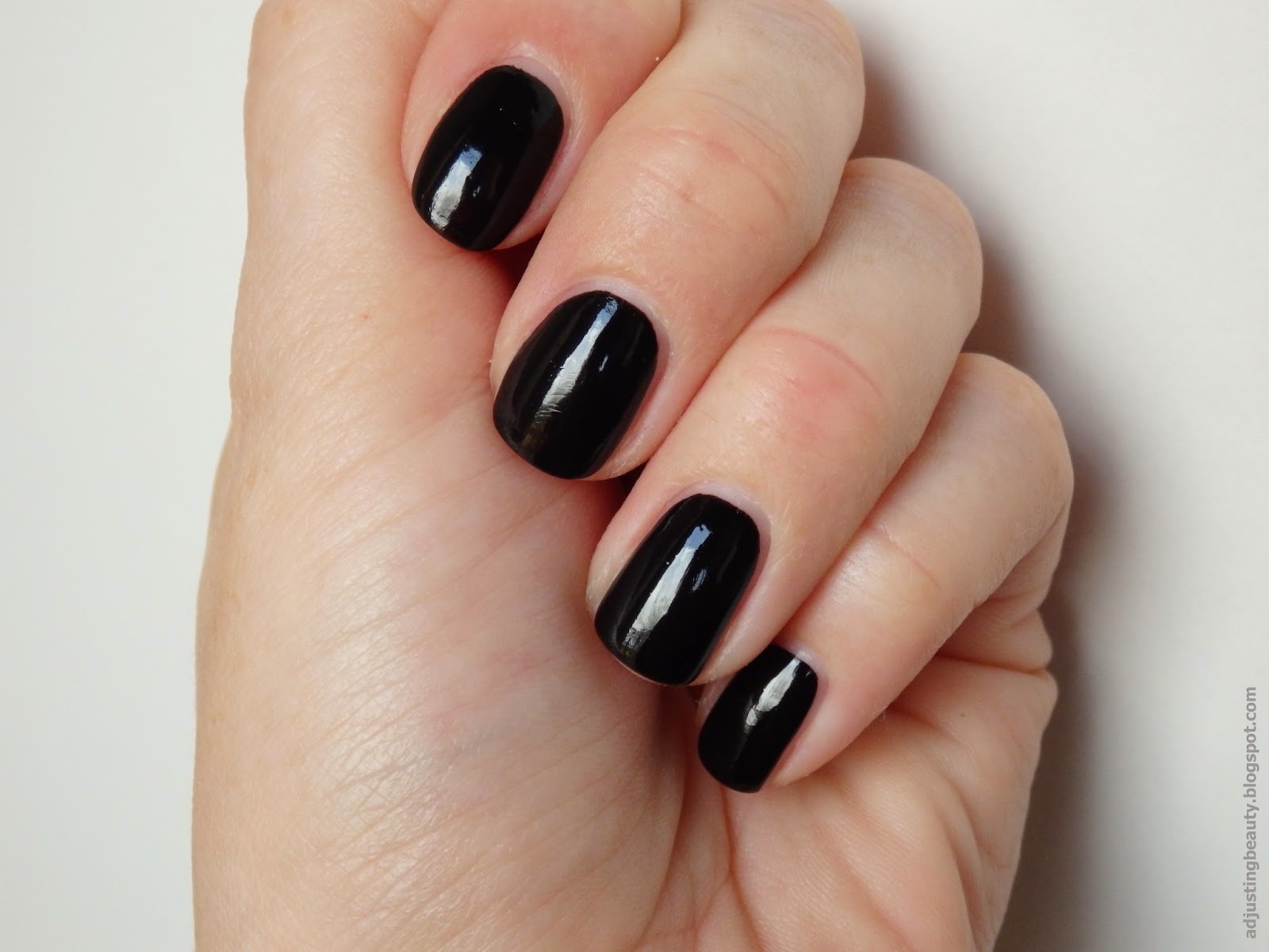 Review: Maybelline Color Show nail polishes (677 Blackout, 549 Midnight ...