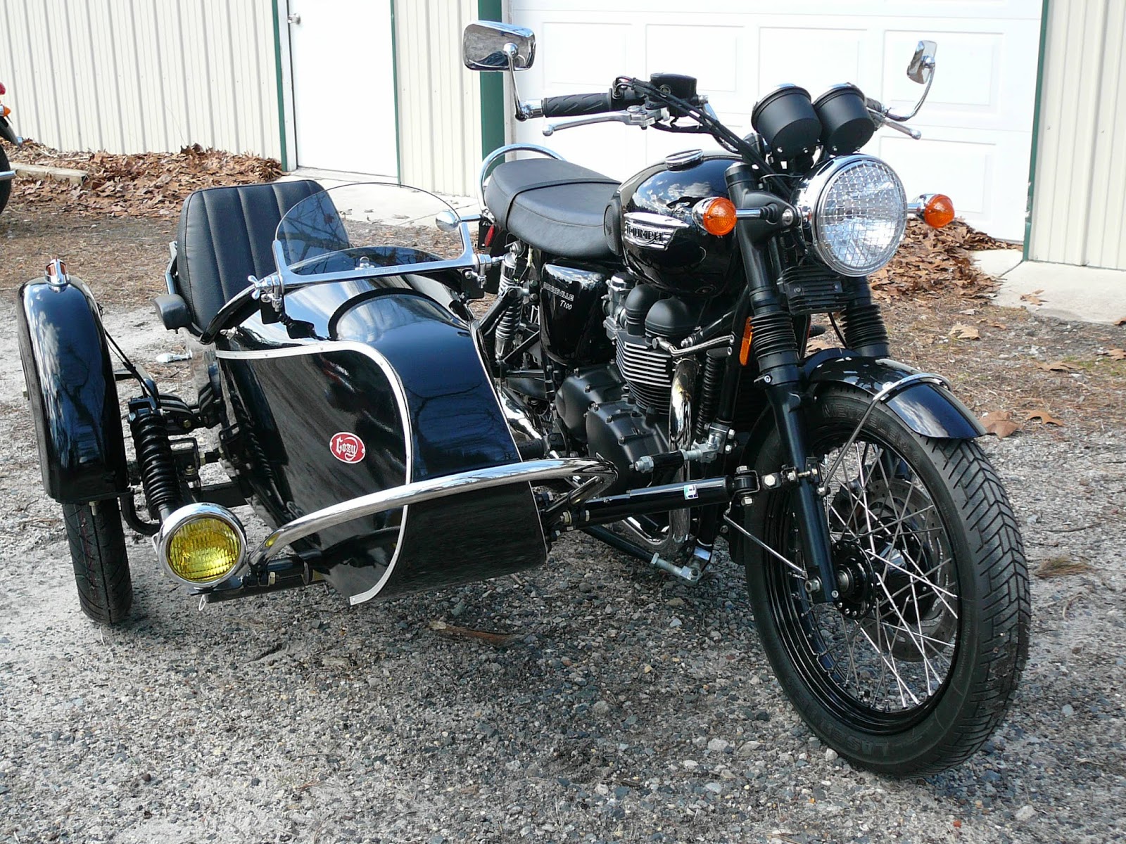 triumph bobber with sidecar