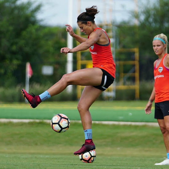 carli lloyd nike