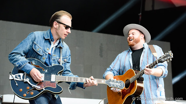 Dave Sampson at The Bandshell at The Ex 2018 on August 22, 2019 Photo by John Ordean at One In Ten Words oneintenwords.com toronto indie alternative live music blog concert photography pictures photos nikon d750 camera yyz photographer