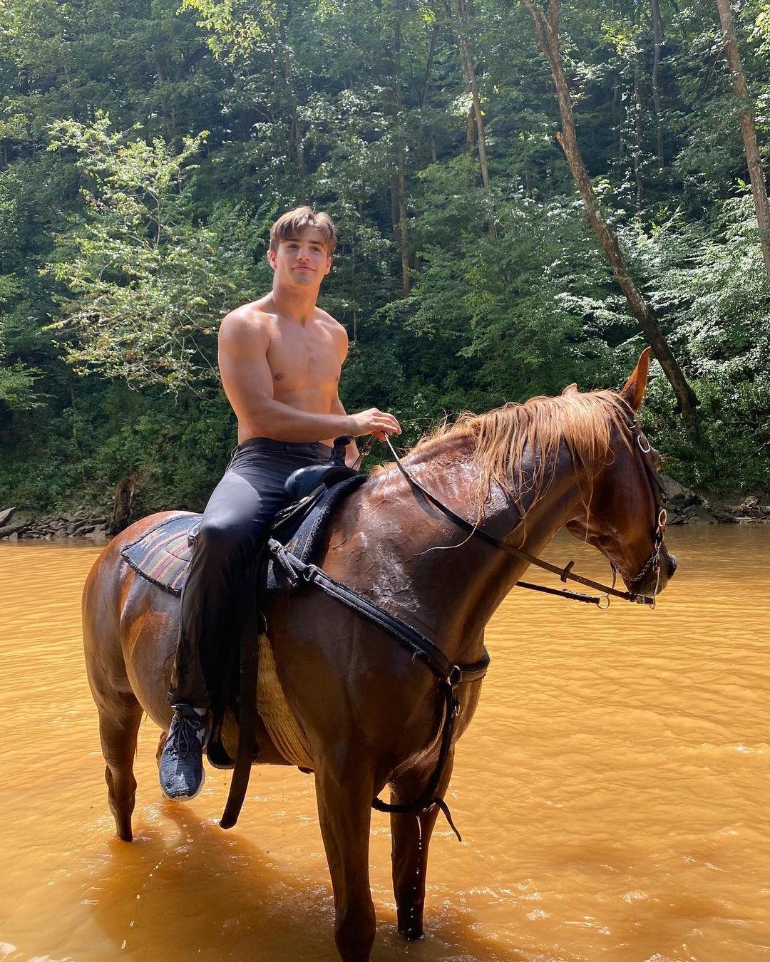 cute-young-shirtless-fit-guy-horse-riding-clayton-bush