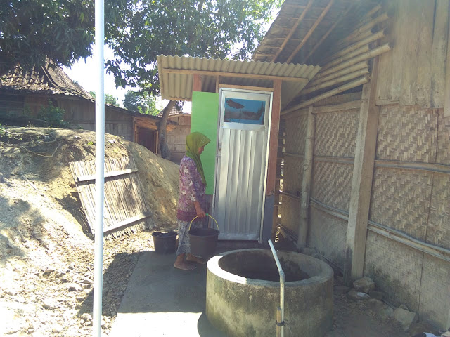 Mbah Mainem sekarang tak perlu numpang ke tetangga untuk BAB Mbah Mainem sekarang tak perlu numpang ke tetangga untuk BAB