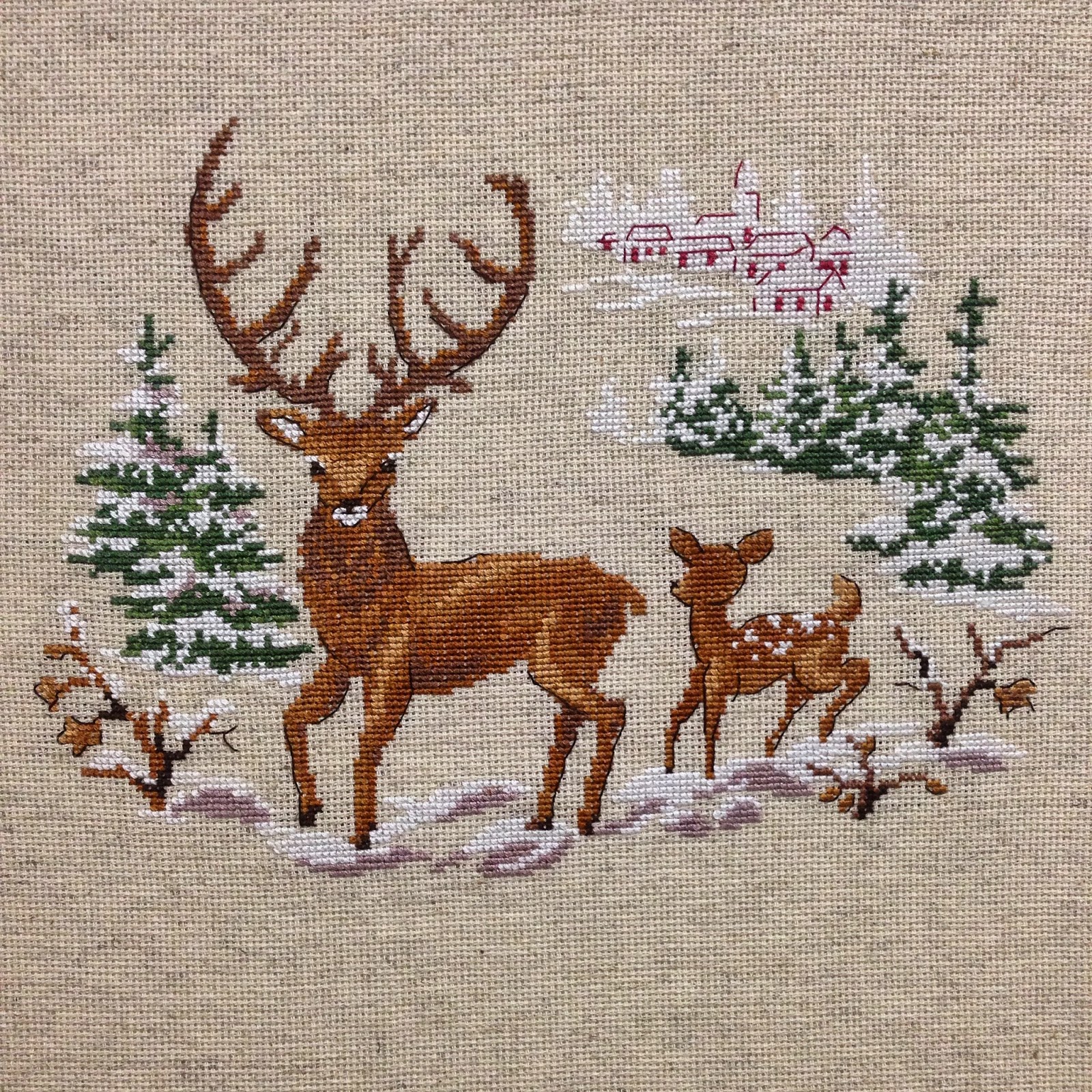 вышитые олени. олень новогодний набор для вышивания. вышитые олени. вышивки оленя. гладью вышитые олени.