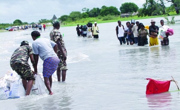 Massive Flooding Peru & Namibia  00170580-30a24acebd664f1ffeafe442bb8bba7d-arc614x376-w1200