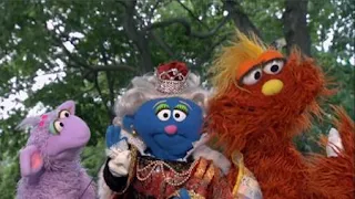 Murray and Ovejita present the letter of day letter Q. Sesame Street Episode 4320 Fairy Tale Science Fair season 43