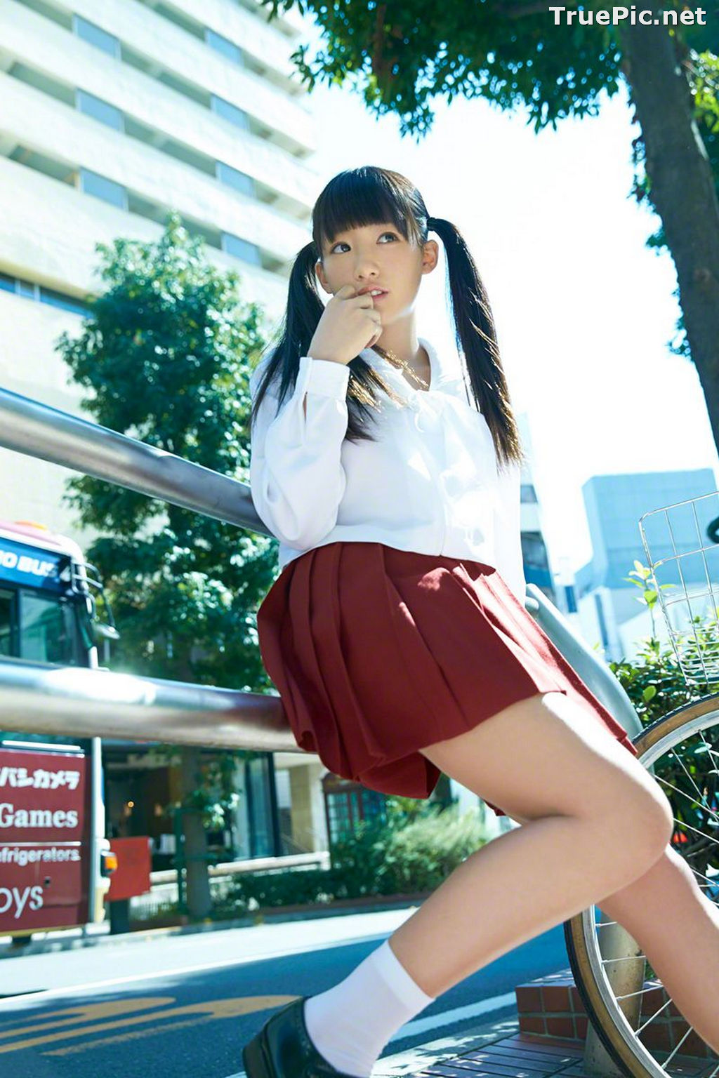 Image Wanibooks No.133 - Japanese Model and Singer - Hikari Shiina - TruePic.net - Picture-78