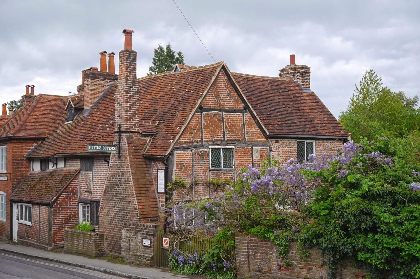 Walking in the country Old Amersham and Chalfont St Giles