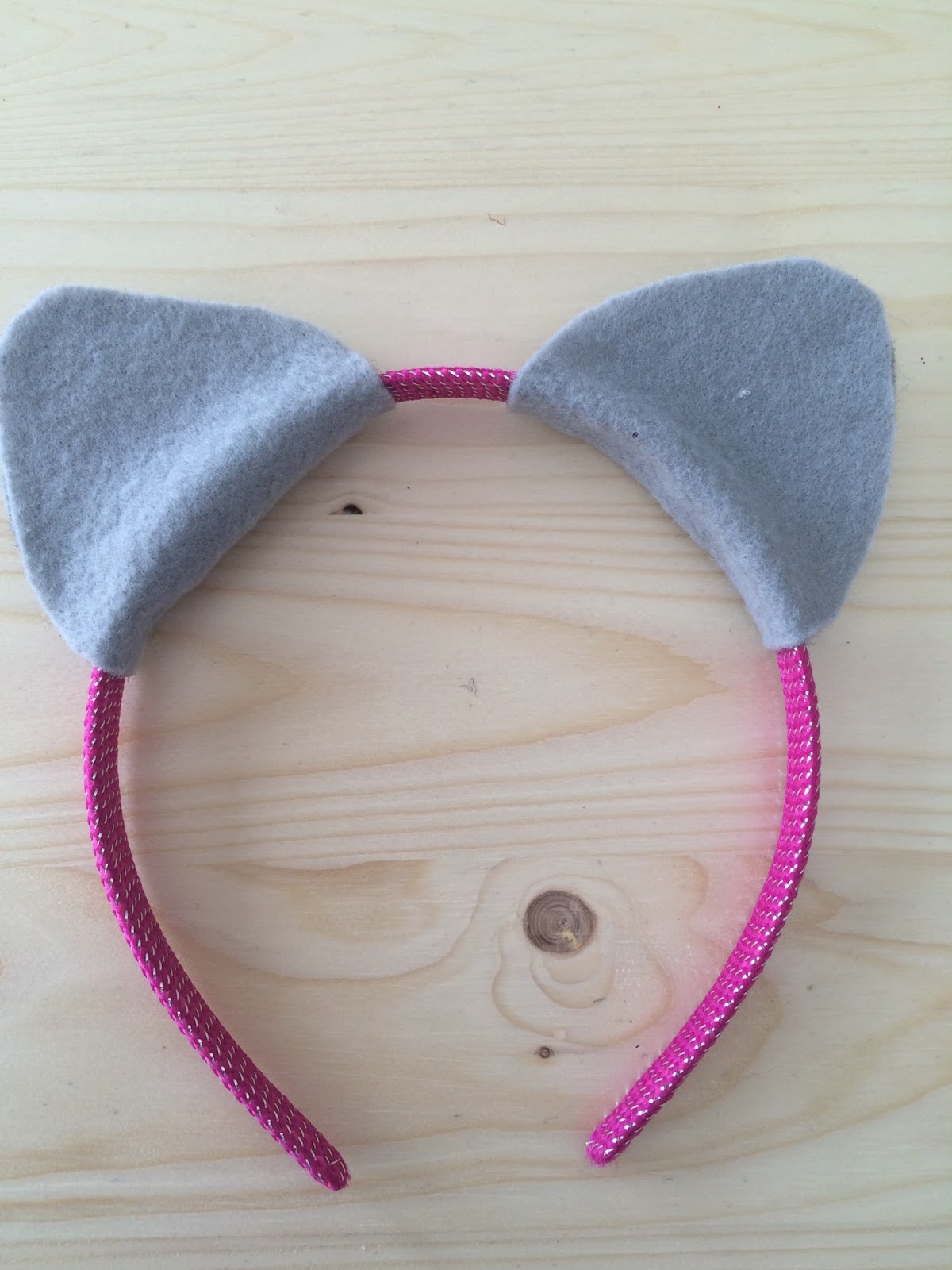 The Smart Momma DIY Cat Ears Headband