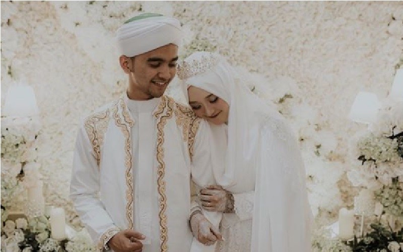 Kisah Pernikahan Hafiz Tampan Ahmad Zamzam dan Kayla