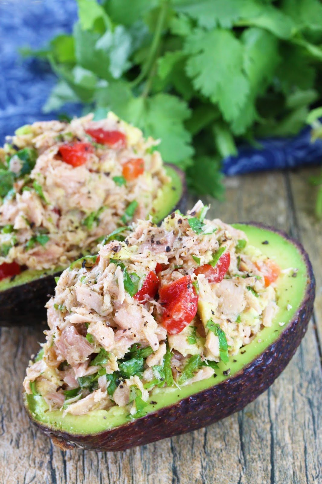 Healthy Tuna Stuffed Avocado | Portable Healthy Recipes | Homemade Recipes