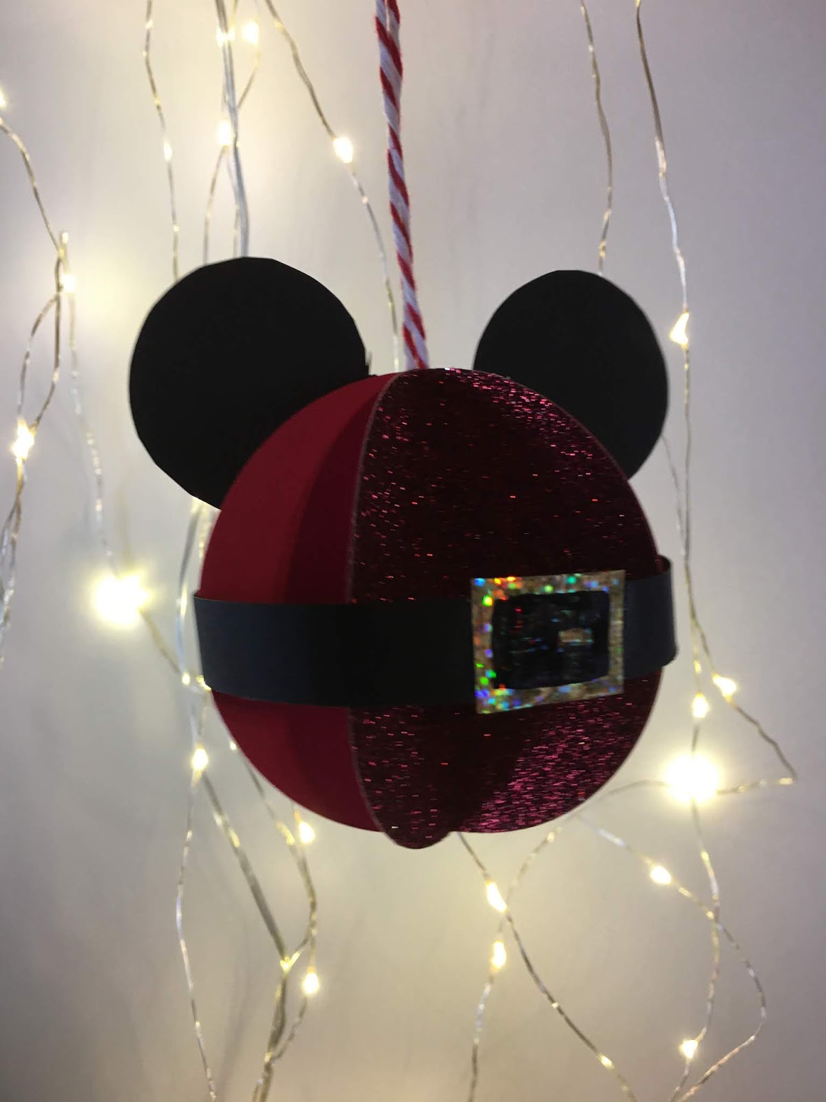 La boite à idées de l' atelier 3B* * *: boule de noël Mickey | Diy noël