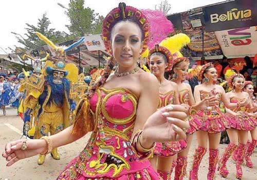 Precio de asientos para el carnaval de Oruro 2016 oscila entre 50 y 350 bolivianos 