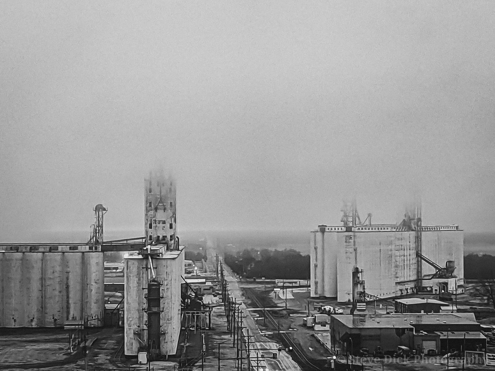 Towns and Nature Hutchinson, KS ADM, Cargill and Misc Grain Elevators