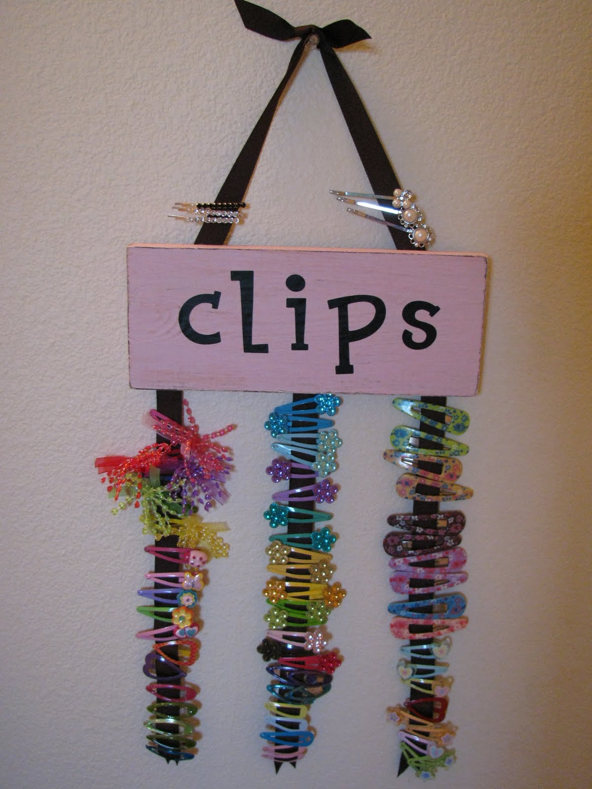 My Crafty Playground Ribbon and Wood Hair Clip Holder