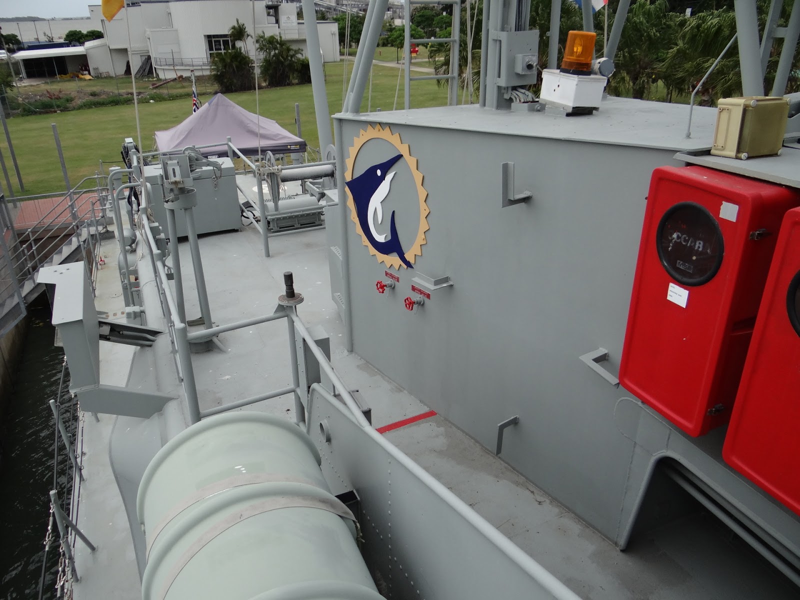 Air Queensland.blogspot Onboard tour Fremantle class patrol boat