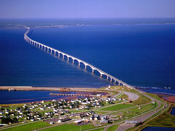 olo El puente sobre el canal de Chacao