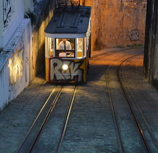 Foto: Osvaldo M Trigueiro Arquivo pessoal, Lisboa-Ascensor do Lavra