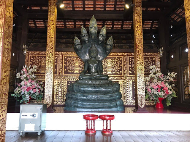 Wat Chedi Luang - Chiang Mai - Tailândia 