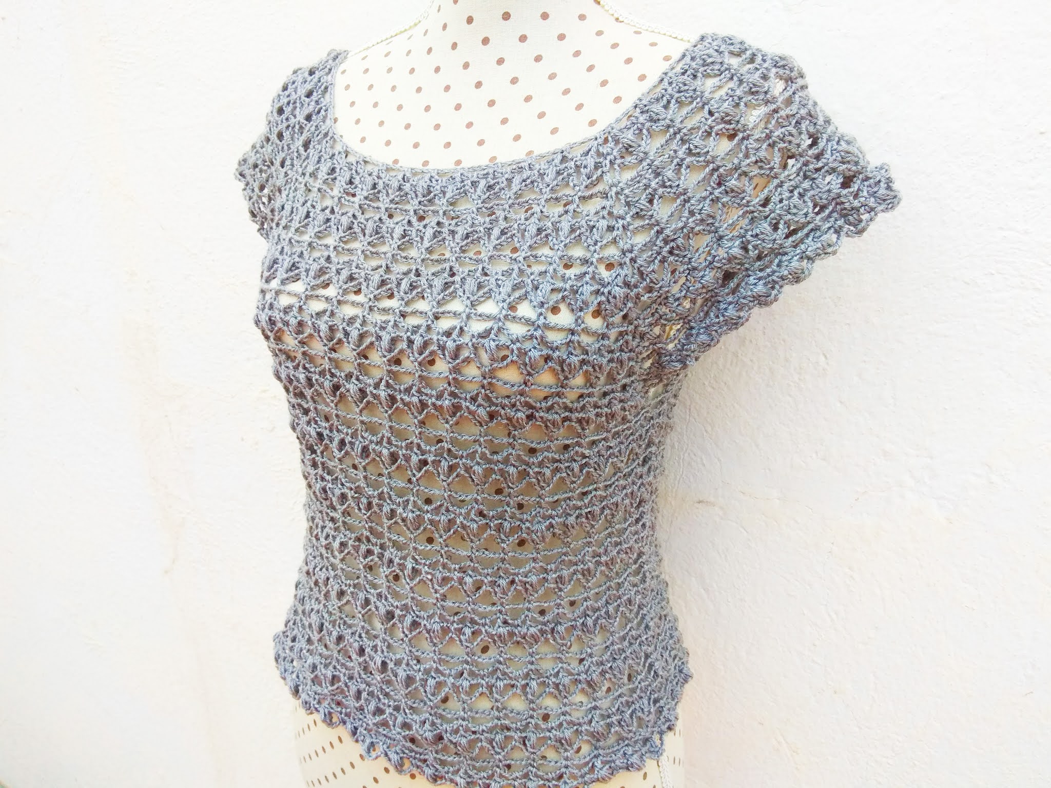 Blusa gris para a crochet ganchillo