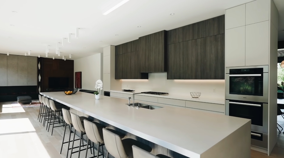 61 Interior Design Photos vs. 1112 Forest Manor Gate, Oakville, ON Luxury Home Tour