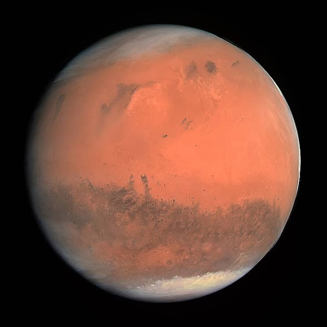 How Mars looks like from Earth? - codewithasad