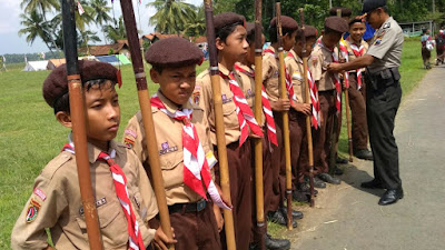 SMP N 2 Mirit Adakan Kemah di Desa Tersidilor Selama 2 Hari