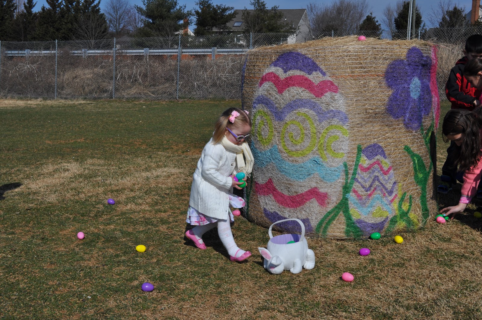 haley grace Reston Zoo Easter Egg Hunt