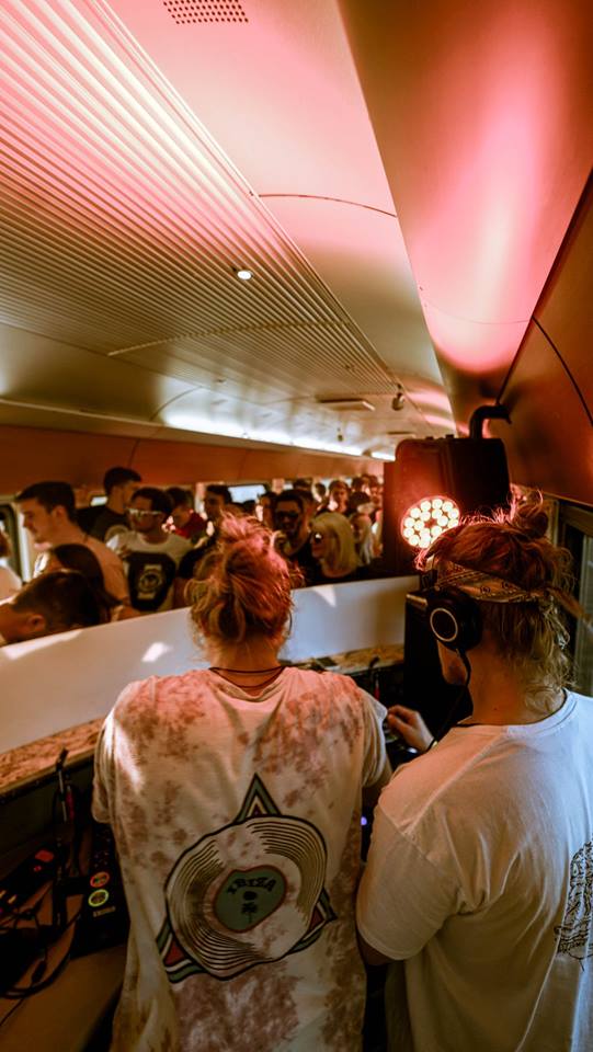 Germany has a Techno Rave On A Train! Awesome! (video) Track? !D.
