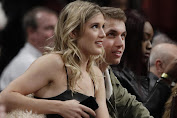 Fan gets the Super Bowl date with Genie Bouchard, wait for second